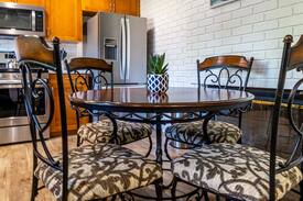 Visalia House | Ranch House Getaway near Sequoia National Park!