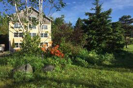 Blue Hill Apartment | Waterside Apartment at the Historic Hen House
