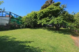 Raglan House | Punawai Raglan Cottage-pet friendly