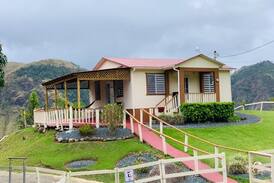 Orocovis Cabin | La Lomita Guest House