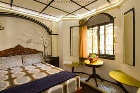 Baguio House | La Baita , Baguio City (King Suite)