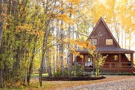 Mackenzie County Cabin | Rustic cosy cabin