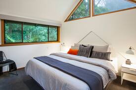 Olinda House | Artist on Everest - a treehouse in Olinda