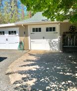 Lewiston House | The Bears' Den at River Rock Gardens & Cottages