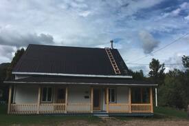 L'Anse-Saint-Jean House | Maison F. Côté