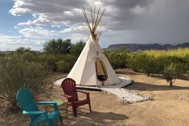 Alpine Other | Comanche Cabin (Tipi @BigBendGlamping)