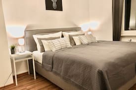 Krefeld Apartment | JUNIK Apartment-Gemütliche, zentrale Wohnung