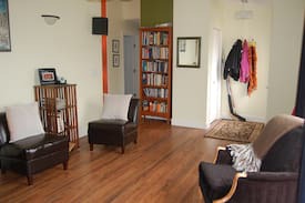 Biggar House | 3 Bedroom Bungalow for short or longer term stays