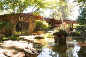 Freestone House | Hidden Cabin of Famous Cartoonist