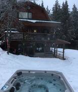 Rossland Villa | Red Fox Hideaway Upstairs House
