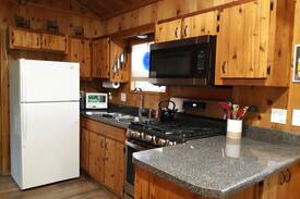 Lake Lure Cabin | The Artful Dodger Getaway Cabin Charming & Unique