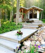 Golden Other | Two Ravens Yurt: Romantic, Modern, Eco-Friendly.