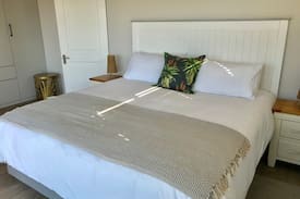 Plettenberg Bay House | Grace Cottage - A heavenly view of Plettenberg Bay