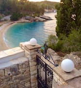 Longos Cabin | Levrechio Postcard Villas - Melodia - Loggos Paxos