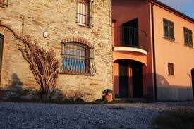 Lavagna House | Borghetto Santa Giulia