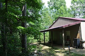 Montier House | Collier Bluff Cabin in Pine Hollow