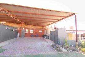 Coober Pedy House | Aussie Opal Diggers Outback Retreat- Underground