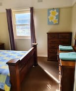 Lithgow Apartment | Lynton Court unit 3 Sleeps 6