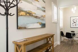 Wagga Wagga House | The Racecourse Cottage - Winner's Circle