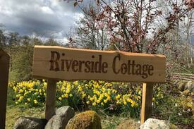 Dunkeld House | Riverside cottage with sauna, Trochry,near Dunkeld