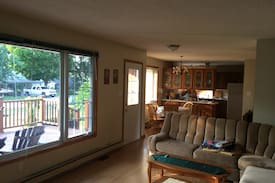 Lambton Shores Cabin | Broadview Ave - Lake Valley Grove - Cottage