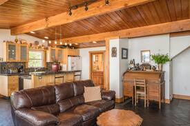 Lopez Island Cabin | Enjoy spring and the fresh air Sunrise Cliff House