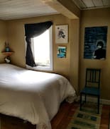Golden House | The Wee Town Cottage (Mini Suite)