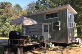 Huntersville House | Tiny House Romantic Getaway