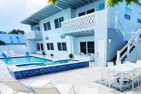 Palm Beach Shores Apartment | The Shore Thing 4