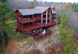 Kansas Cabin | Majestic River Lodge in Flint Ridge Resort