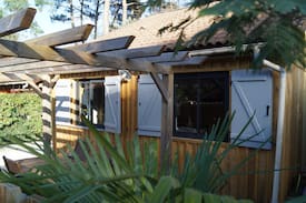 Gujan-Mestras Villa | CHALET Bassin d arcachon au milieu des pins