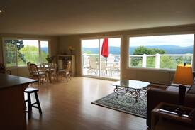 Salt Spring Island House | The Rainbow Ridge