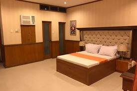 Guiguinto Hotel | Balai Tiaong Resort and Café Superior Room #1