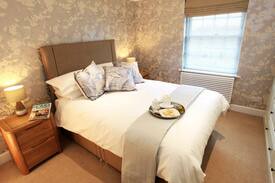 Pagham Apartment | Barton Manor - self contained luxury apartment