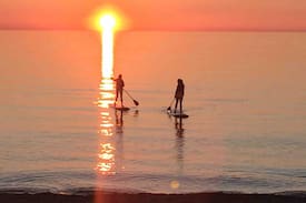 Kincardine Cabin | Rustic Lakeview Cottage, steps to the beach!