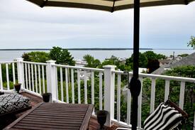 Bayfield Apartment | The Coppertop