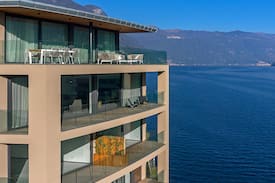 Laglio Apartment | Luxury Apartment in front of Como, Lake Resort U6