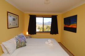 East Jindabyne House | Rimrock- 4 Bedroom House East Jindabyne