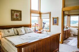 Juneau House | Prairie House on Lake Sinissippi