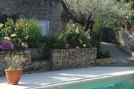 Faucon House | Le gîte de la fontaine