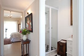 Stellenbosch Central Apartment | Charming Westside Studio apartment.