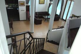 Oro Oro Ombo Villa | Villa club bunga regency B3 BATU