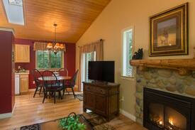 Port Angeles Cabin | Whimsical Bear Cottage at A Hidden Haven