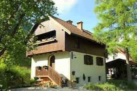 Mojstrana House | River cottage Mojstrana