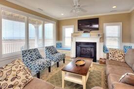 Long Beach House | Raven's Nest