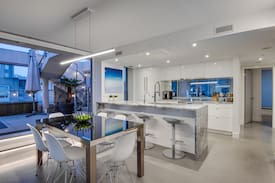 Crosstown Apartment | One-of-a-kind Luxury Penthouse w/ private hot-tub