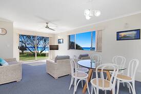 Tugun Apartment | Pacific Gables 1 - Absolute Beachfront
