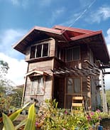 Gabaldon House | Transient house near Dingalan Beach