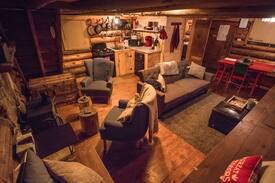 Jackson Cabin | Cozy Log Cabin/Private Hot Tub/Brook/Fireplace