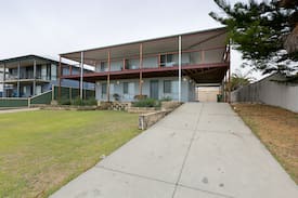 Seabird House | "Three Little Birds" Seabird Holiday Rental